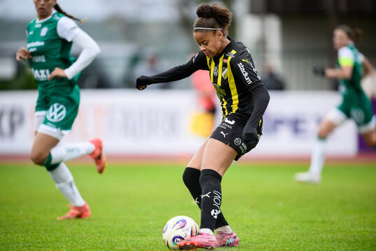 Häckens Felicia Schröder