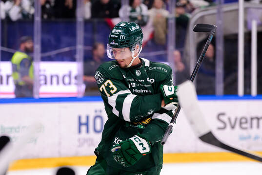 Färjestads Adam Ollas Mattsson deppar