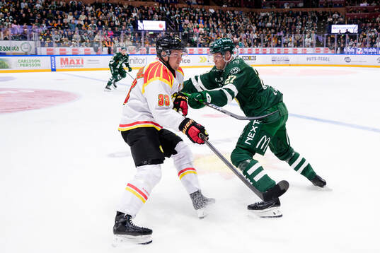 Brynäs Jakob Silfverberg och Färjestads Gabriel Carlsson