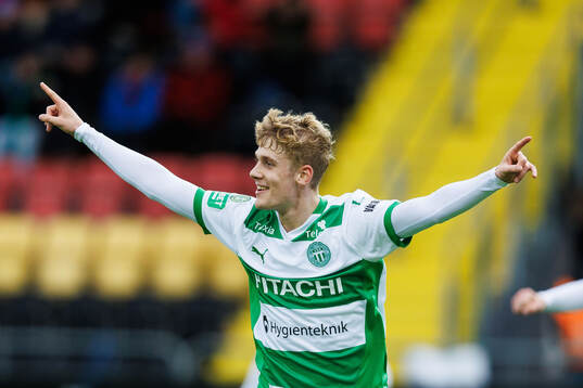 Västerås Mattias Hellisdal jublar