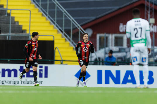 Östersunds Jamie Ryan Hopcutt jublar