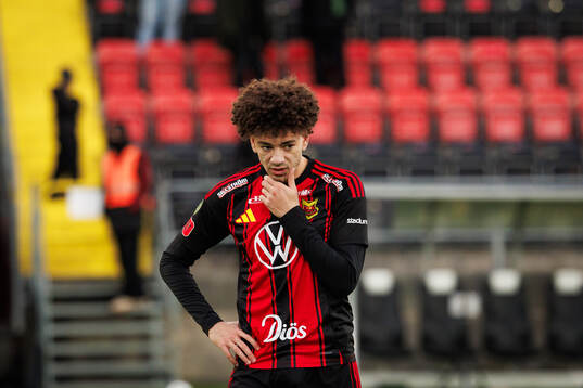 Östersunds Ziad Ghanoum deppar fotbollsmatchen i