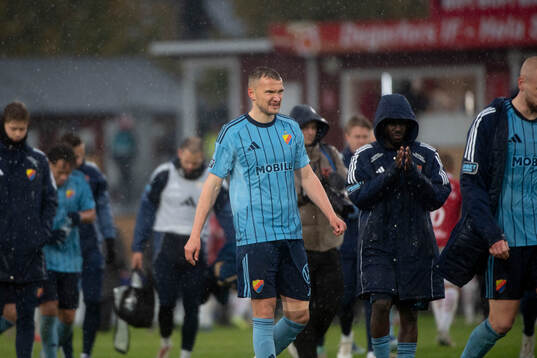 Djurgårdens Piotr Johansson deppar