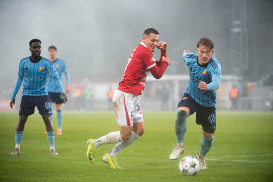 Degerfors Arman Taranis och  Djurgården Theo Bergvall