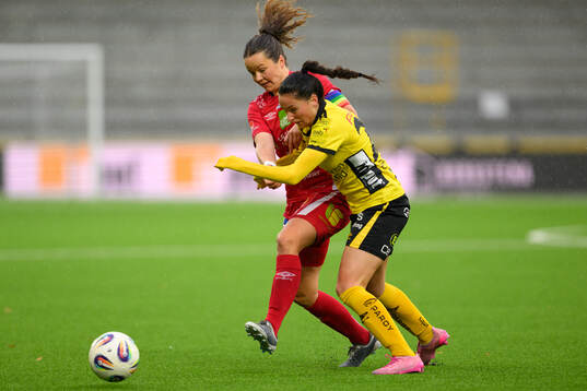 KIF Örebros Julia Walentowicz och Elfsborgs Izabella