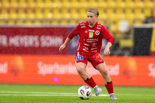 KIF Örebros Emilia Jägestedt Widstrand