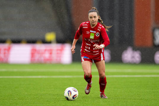 KIF Örebros Bella Sember