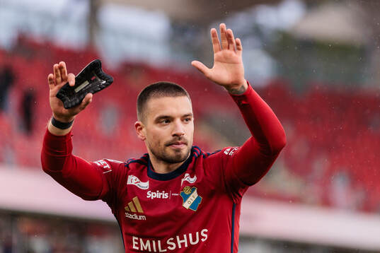Östers Vladimir Rodic jublar