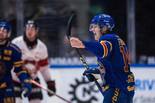 Djurgårdens Anton Frondell jublar