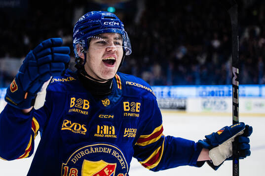 Djurgårdens Anton Frondell jublar