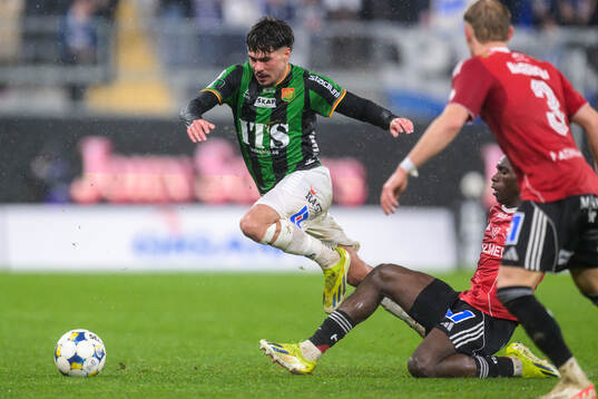 GAIS William Milovanovic och IFK Norrköpings Abdoulie Tamba
