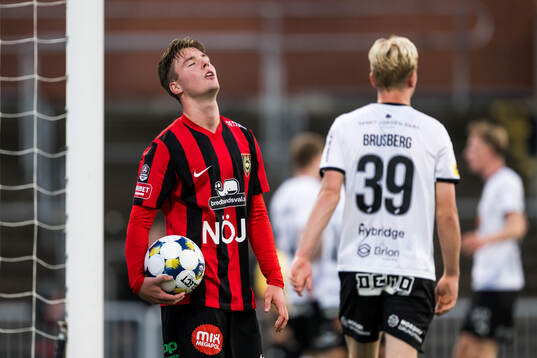 Brommapojkarnas Kaare Brøckner Barslund deppar
