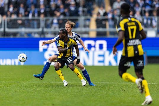 IFK Göteborgs August Erlingmark och Hammarbys Frederik