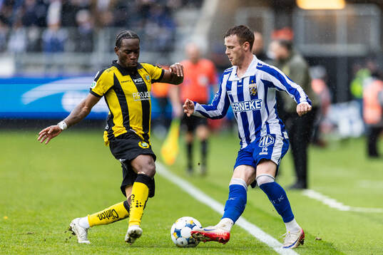 Hammarbys Okeke Obilor Denzel och IFK Göteborgs Tobias