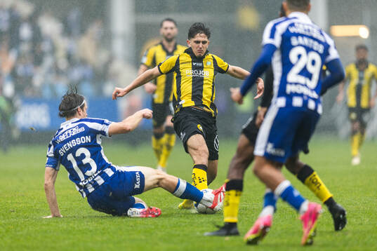 IFK Göteborgs Gustav Svensson och Hammarbys Adrian Lahdo