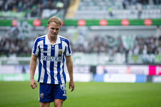 IFK Göteborgs Max Fenger deppar