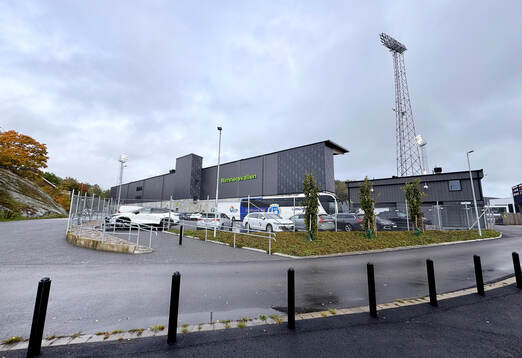 Utanför arenan