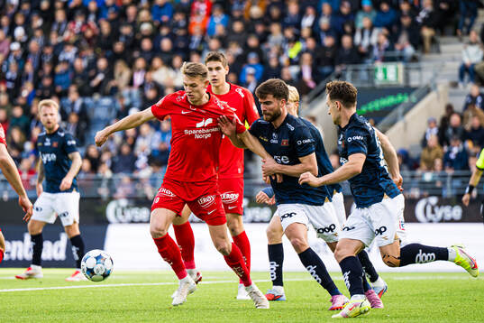 Emil Kornvig of Brann and Sondre Bjørshol of Viking