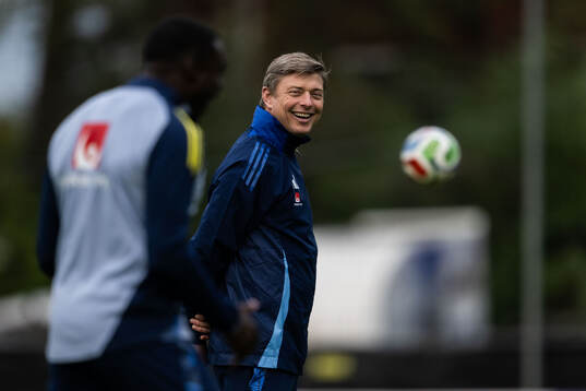 Head coach Jon Dahl Tomasson of the Swedish national