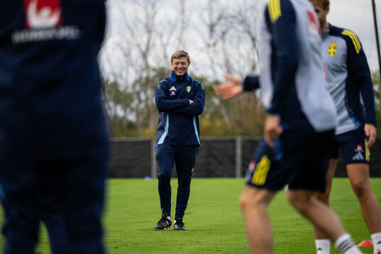 Head coach Jon Dahl Tomasson of the Swedish national