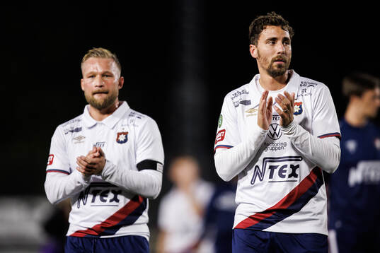 Örgrytes Nicklas Bärkroth och Jonathan Azulay deppar
