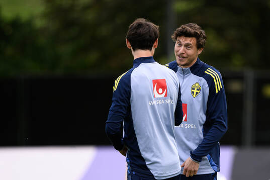 Victor Nilsson Lindelöf and Hjalmar Ekdal of the Swedish