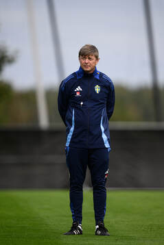 Head coach Jon Dahl Tomasson of the Swedish men's national