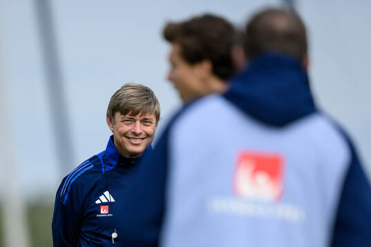 Head coach Jon Dahl Tomasson of the Swedish men's national