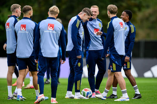 Viktor Gyökeres, Isac Lidberg and Niclas Eliasson of the