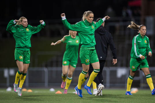 Emilie Joramo and Alice Carlsson of Hammarby