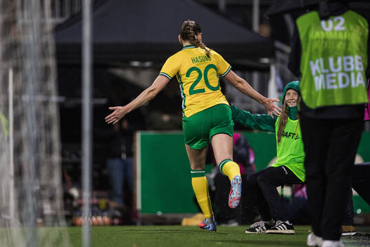 Vilde Hasund of Hammarby celebrates
