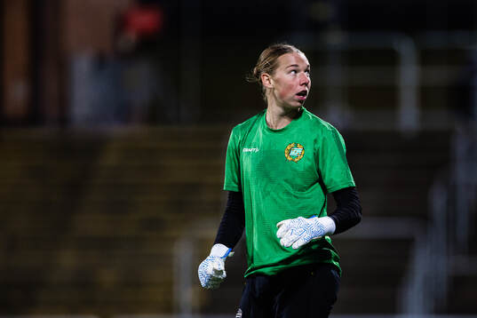 goalkeeper Melina Loeck of Hammarby