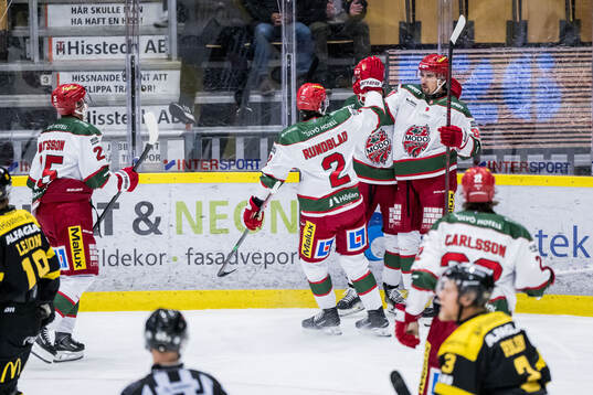 Bläddra bland fler bilder av Ishockey, Hockeyallsvenskan, Västerås - Modo
