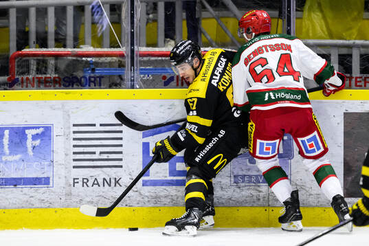 Västerås Konstantin Komarek och Modos Jacob Bengtsson