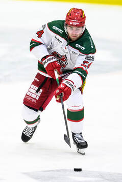 Modos Kyle Topping