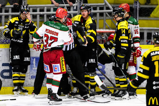 Modos Viktor Persson och Västerås Oskar Kvist