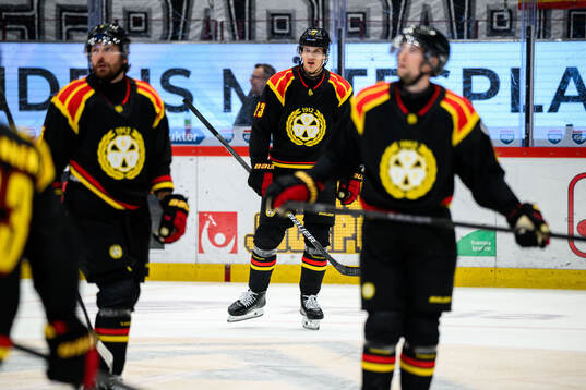 Brynäs Oskar Lindblom deppar