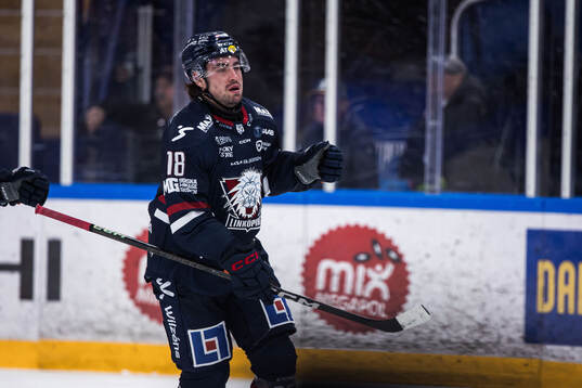 Linköpings Remi Elie jublar