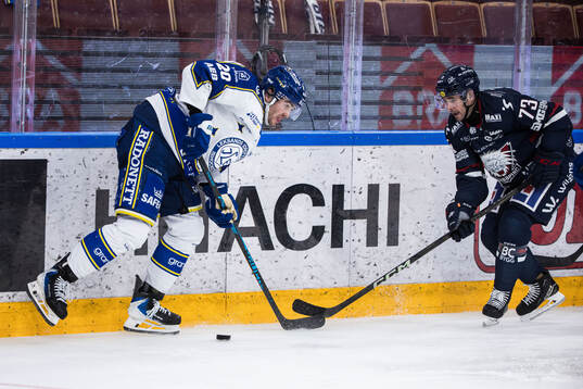 Leksands Nolan Stevens och Linköpings Nicholas Shore