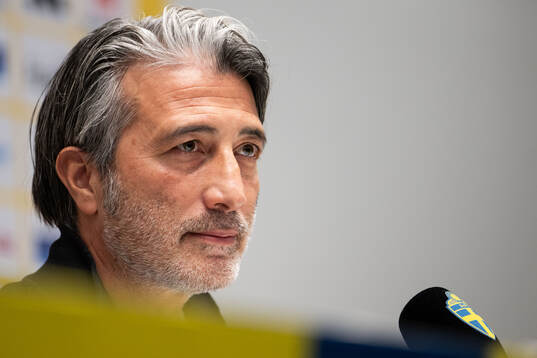 Head coach Murat Yakin of Swiss men's national football