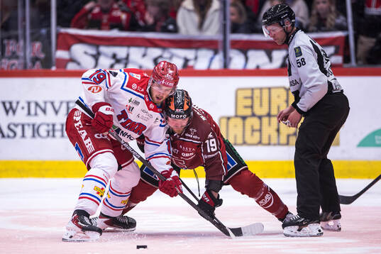 Timrås Marcus Westfält och Örebros Sean Malone bevakas