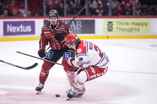 Örebros Kalle Kossila och Timrås Anton Heikkinen