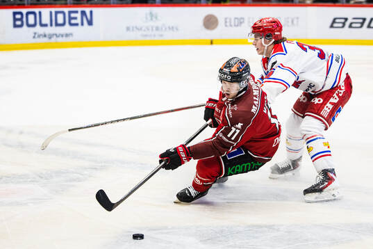 Örebros Kalle Kossila och Timrås Alfons Freij