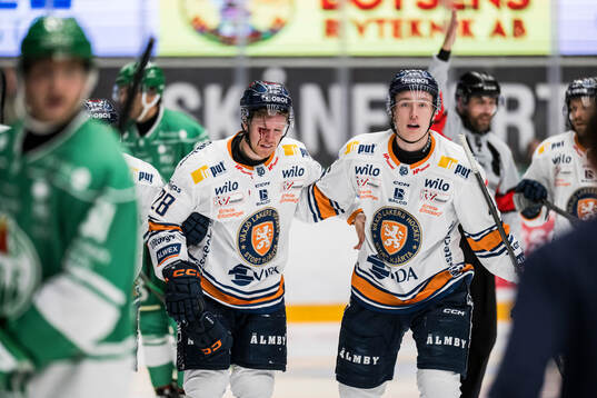 Växjös Hugo Gustafsson har ont