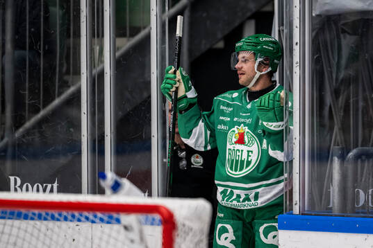 Rögles Leon Bristedt lämnar