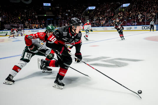 Frölundas Ivar Stenberg och Malmö Redhawks William Von