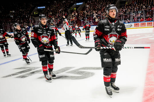 Malmö Redhawks Janne Kuokkanen och Robin Salo deppar
