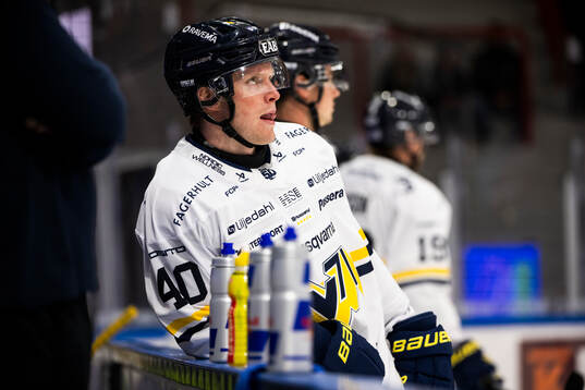 HV71s Oskar Stål-Lyrenäs