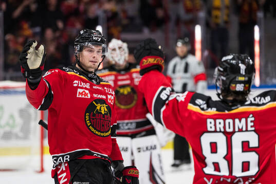 Luleås Markus Nurmi jublar
