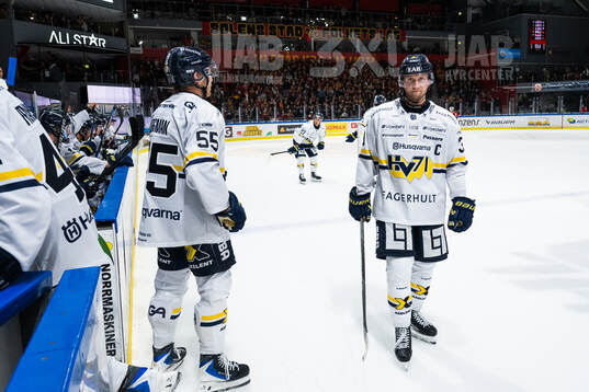HV71s Olle Alsing deppar